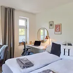 Apartament Kvartier2 In Top-lage, 5 Min Zur Bali-therme Und Gop, Hdz, Arbeitsplatz, Boxspringbett Bad Oeynhausen