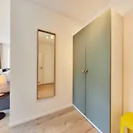 Kvartier2 In Top-lage, 5 Min Zur Bali-therme Und Gop, Hdz, Arbeitsplatz, Boxspringbett Apartament *