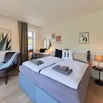 Kvartier2 In Top-lage, 5 Min Zur Bali-therme Und Gop, Hdz, Arbeitsplatz, Boxspringbett Bad Oeynhausen