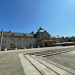 Kvartier2 In Top-lage, 5 Min Zur Bali-therme Und Gop, Hdz, Arbeitsplatz, Boxspringbett Apartament