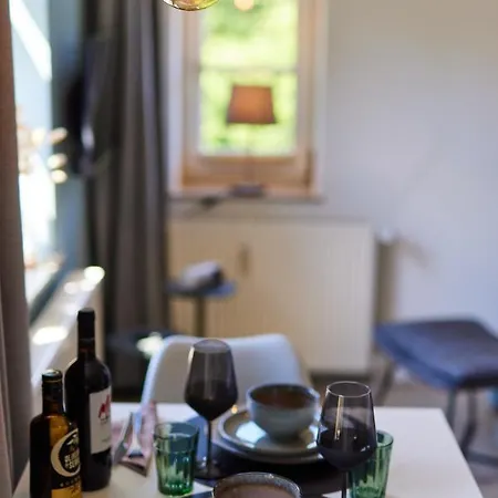 Apartment Kvartier2 In Top-lage, 5 Min Zur Bali-therme Und Gop, Hdz, Arbeitsplatz, Boxspringbett Bad Oeynhausen