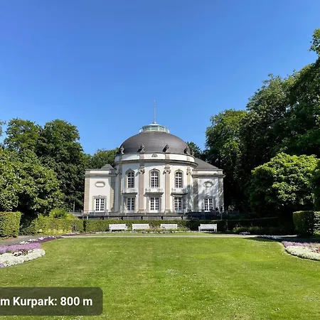 Kvartier2 In Top-lage, 5 Min Zur Bali-therme Und Gop, Hdz, Arbeitsplatz, Boxspringbett Bad Oeynhausen