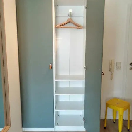 Kvartier2 In Top-lage, 5 Min Zur Bali-therme Und Gop, Hdz, Arbeitsplatz, Boxspringbett Bad Oeynhausen