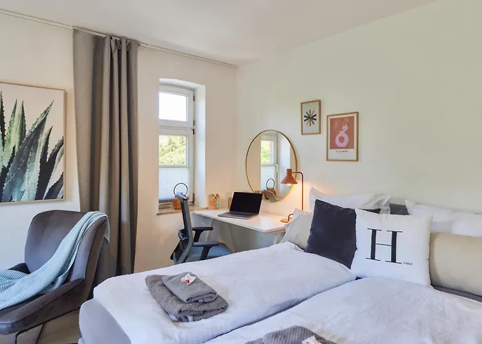 Appartement Kvartier2 In Top-lage, 5 Min Zur Bali-therme Und Gop, Hdz, Arbeitsplatz, Boxspringbett Bad Oeynhausen