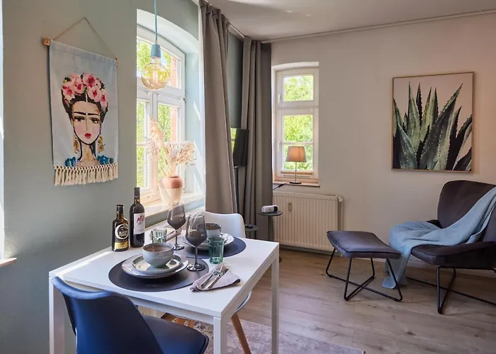 Kvartier2 In Top-lage, 5 Min Zur Bali-therme Und Gop, Hdz, Arbeitsplatz, Boxspringbett Appartement *