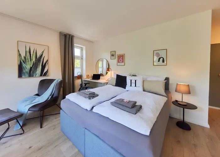 Kvartier2 In Top-lage, 5 Min Zur Bali-therme Und Gop, Hdz, Arbeitsplatz, Boxspringbett Bad Oeynhausen