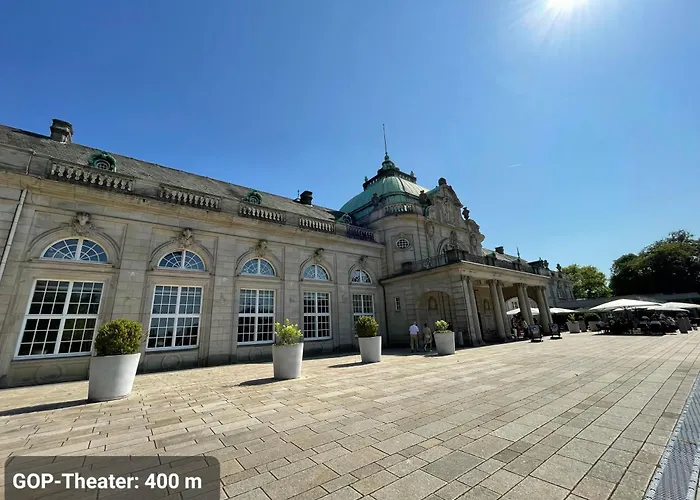 Kvartier2 In Top-lage, 5 Min Zur Bali-therme Und Gop, Hdz, Arbeitsplatz, Boxspringbett Bad Oeynhausen